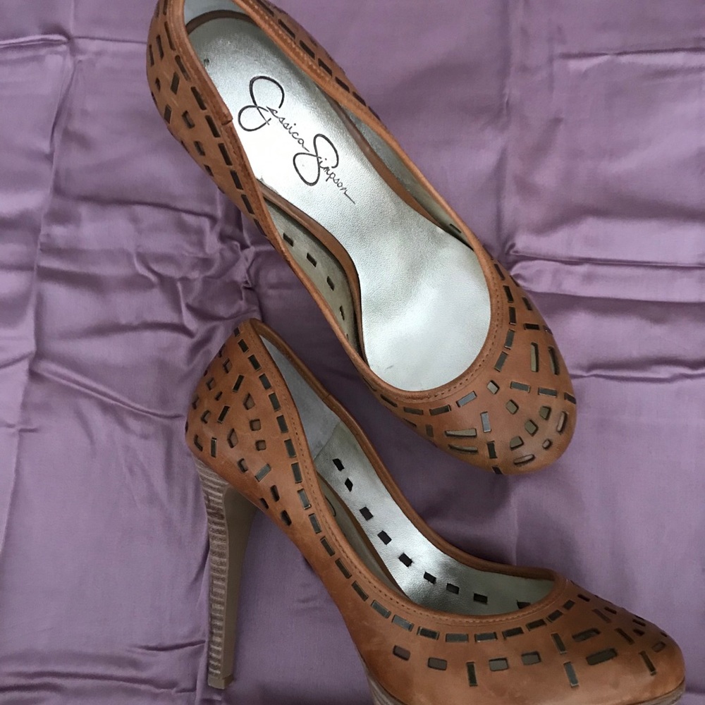 Jessica Simpson platform heels